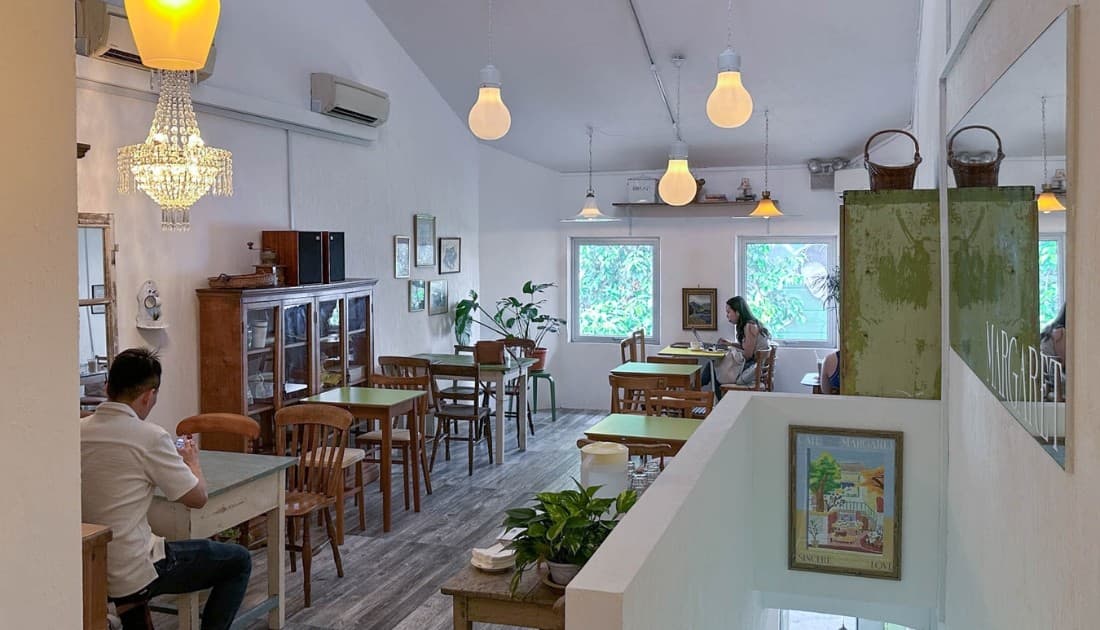 Quán cafe phong cách Hàn Quốc hiện đại