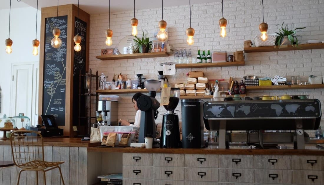 Quầy bar nhỏ đầy đủ tiện nghi 