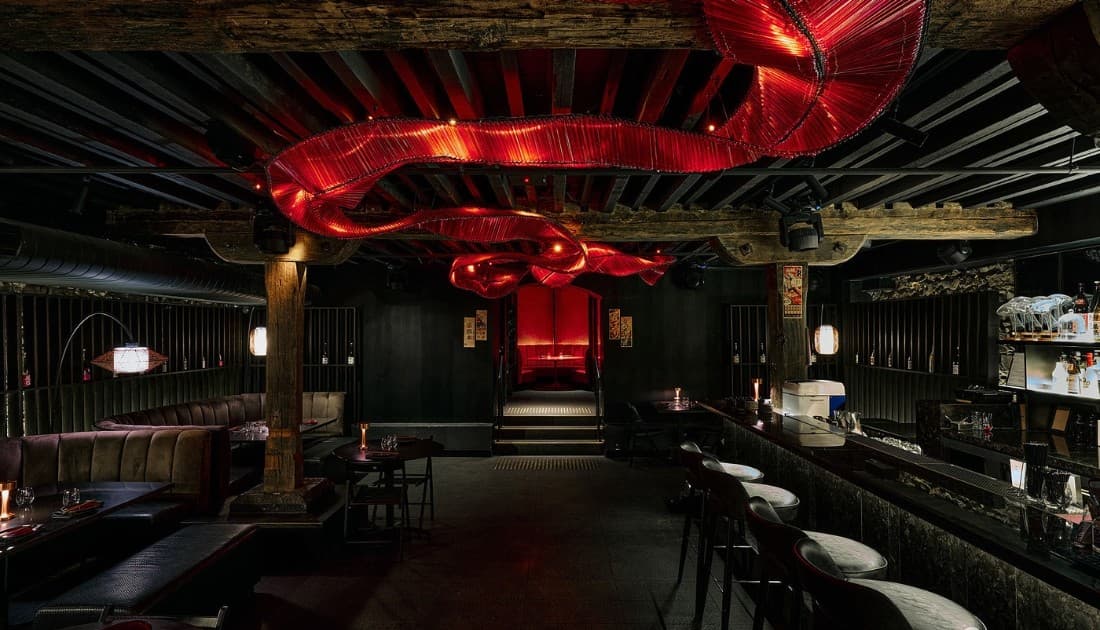 Trang trí nội thất bar vũ trường style tối giản