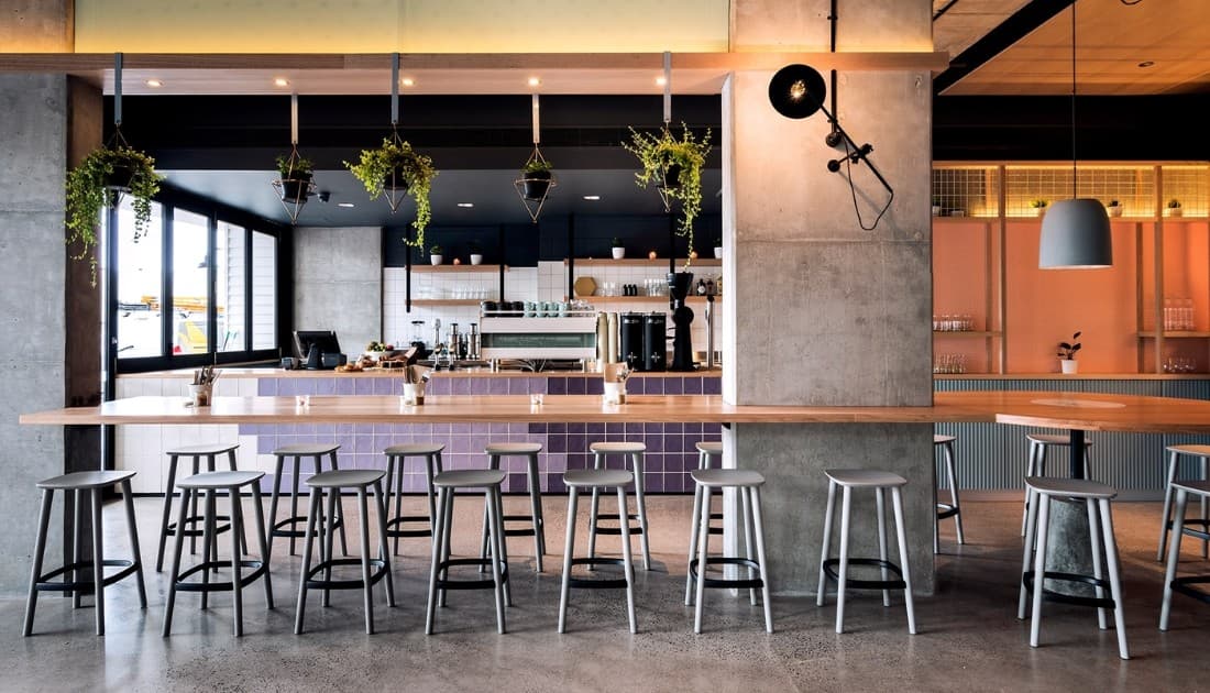 Độc đáo cùng phong cách công nghiệp (Industrial) cho quán cafe 60m2