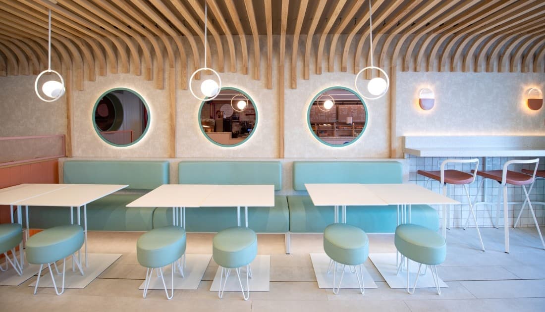 Thiết kế quán cafe 60m2 bao nhiêu tiền?
