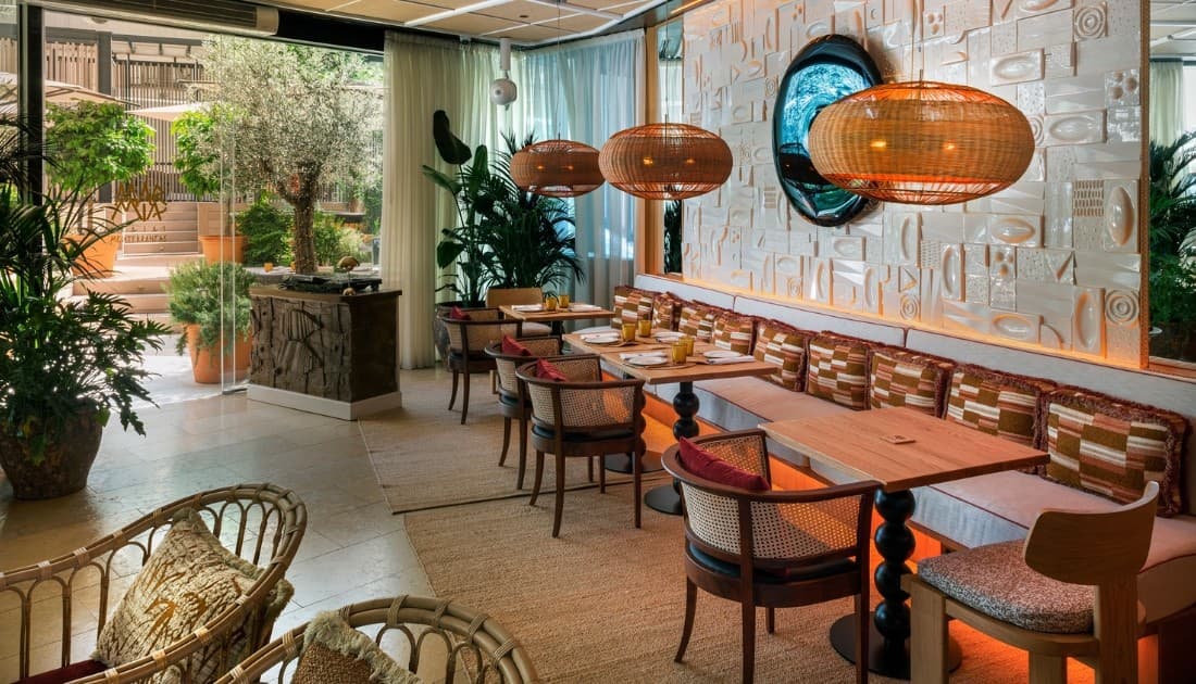 Quán cà phê 80m2 đẹp theo phong cách Địa Trung Hải