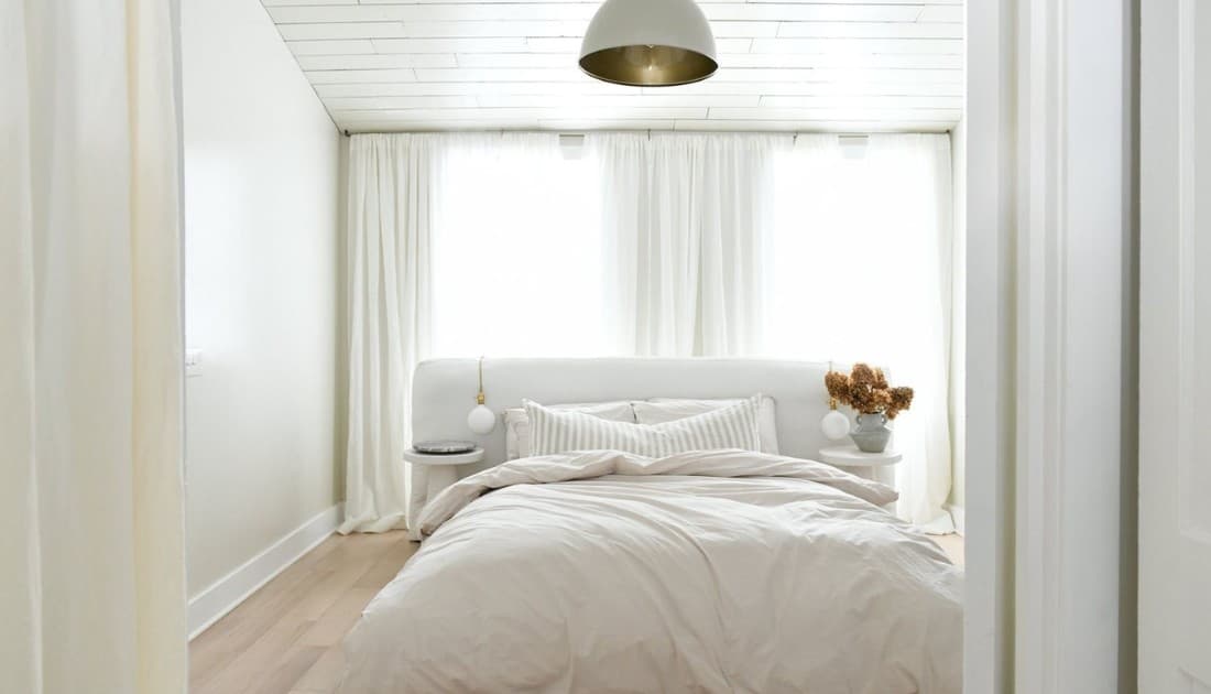 Đối với thiết kế nội thất phòng ngủ nhỏ, phong cách tối giản rất được ưu ái lựa chọn