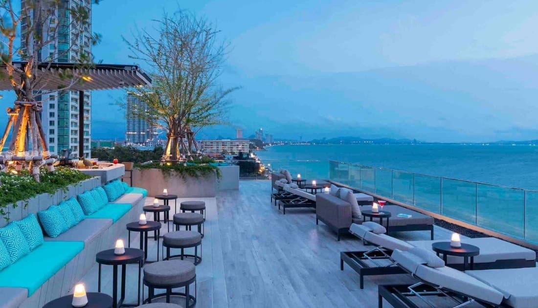 Mẫu thiết kế quán cafe view biển theo mô hình rooftop