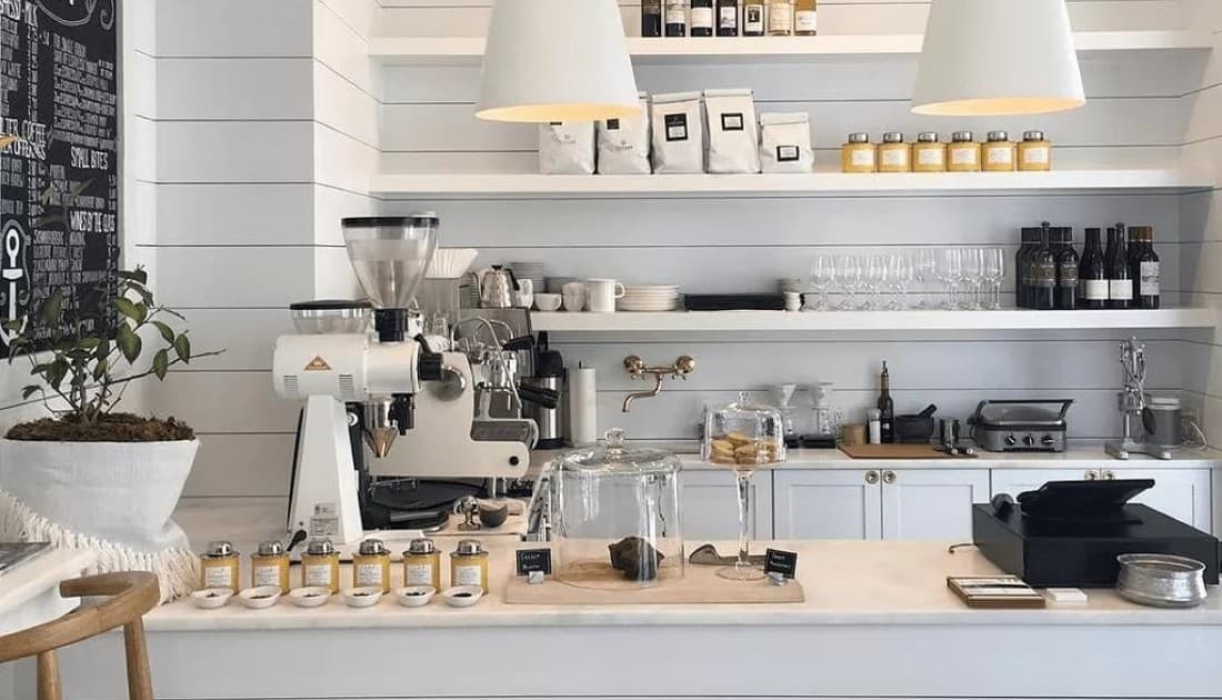 Quán cafe là kết hợp hài hòa giữa 3 yếu tố: đẹp, tối giản và tối ưu hóa công năng