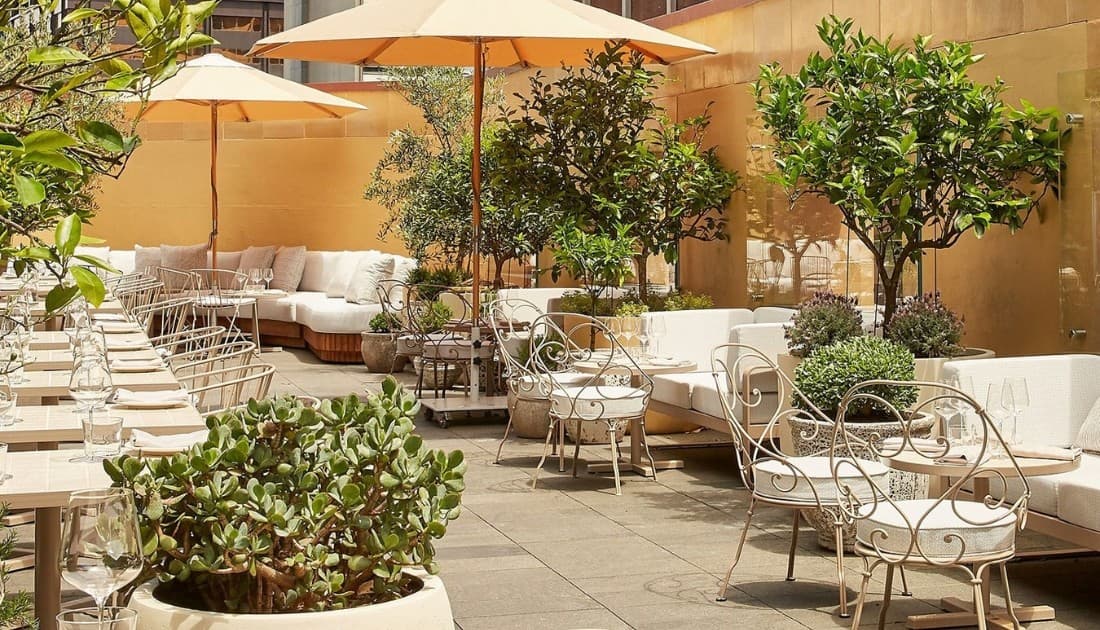 Phong cách thiết kế quán cafe chill sẽ thể hiện sở thích của người chủ và gu thẩm mỹ của khách hàng